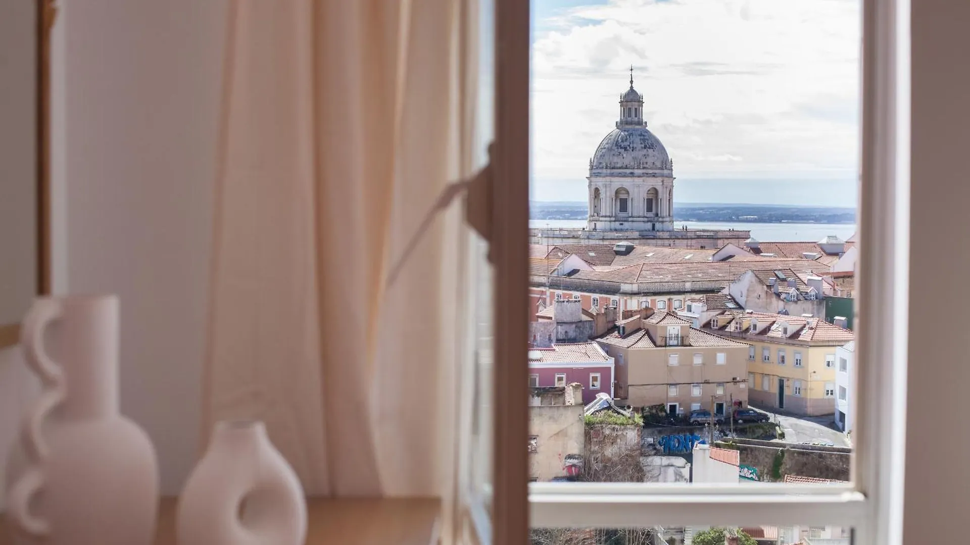 Flh Graca Apartment With View Lisbon