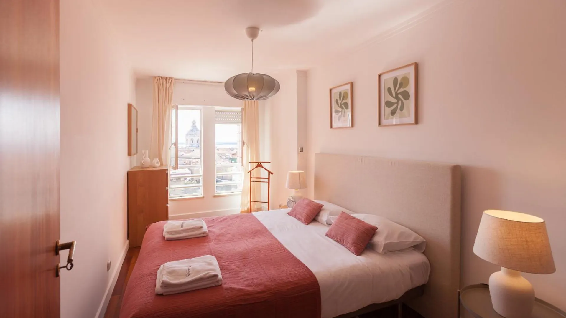 Flh Graca Apartment With View Lisbon Portugal