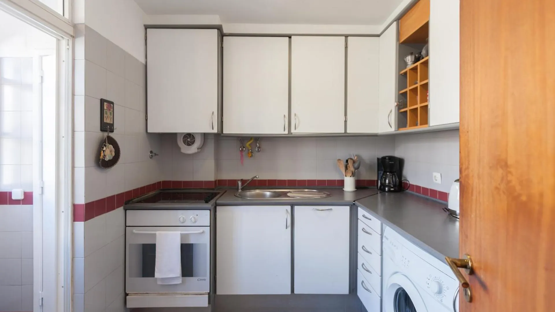 Flh Graca Apartment With View Lisbon 0*,